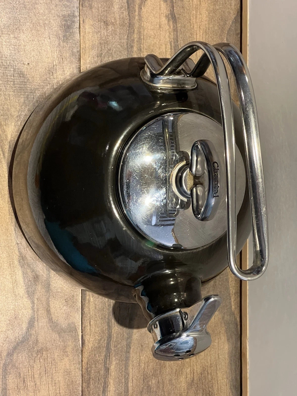 Chantal Classic Enamel On Steel Tea Kettle Black / Dark Gray W Harmonica Whistle