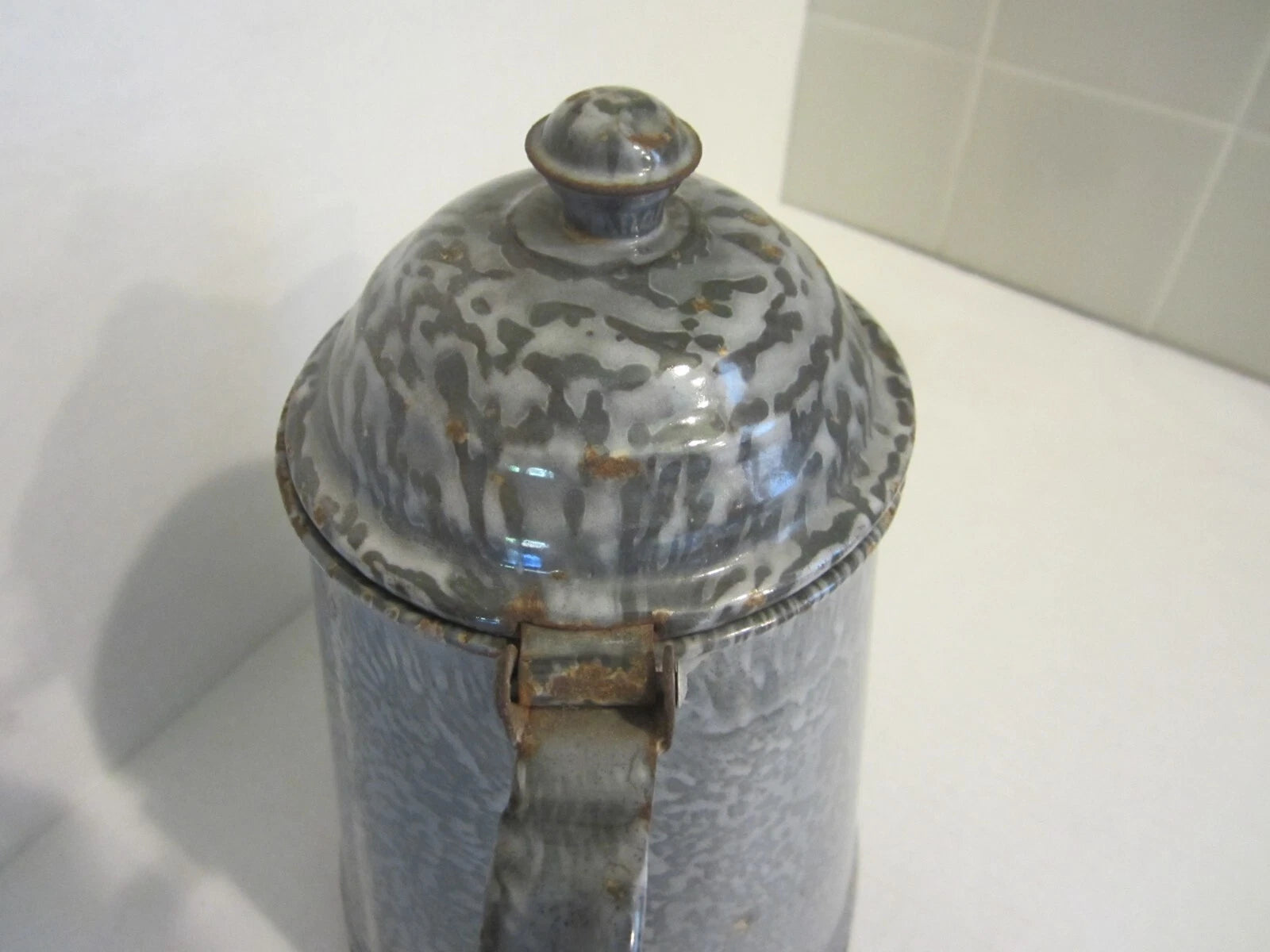 Antique Gray Granite Ware Enamel Coffee Tea Pot Cowboy w/Tin Lid Camping