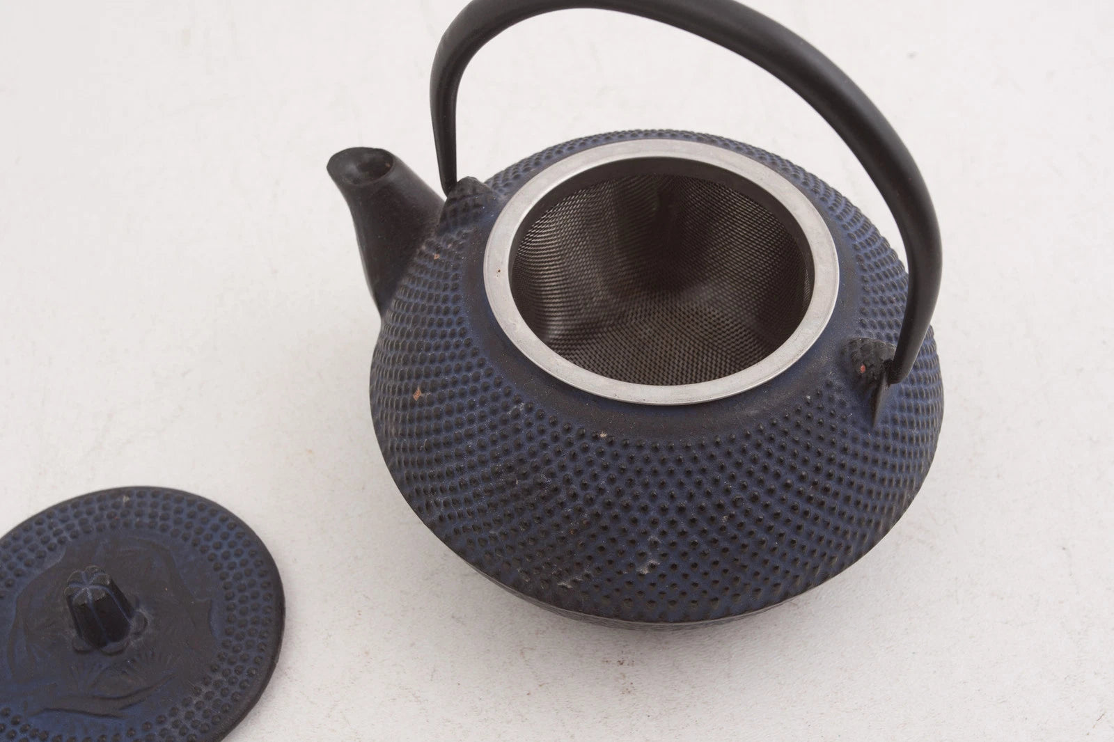 Cast Iron Asian Tea Pot Enamel Interior Blue (G4L) Japanese Hobnail Ceremony