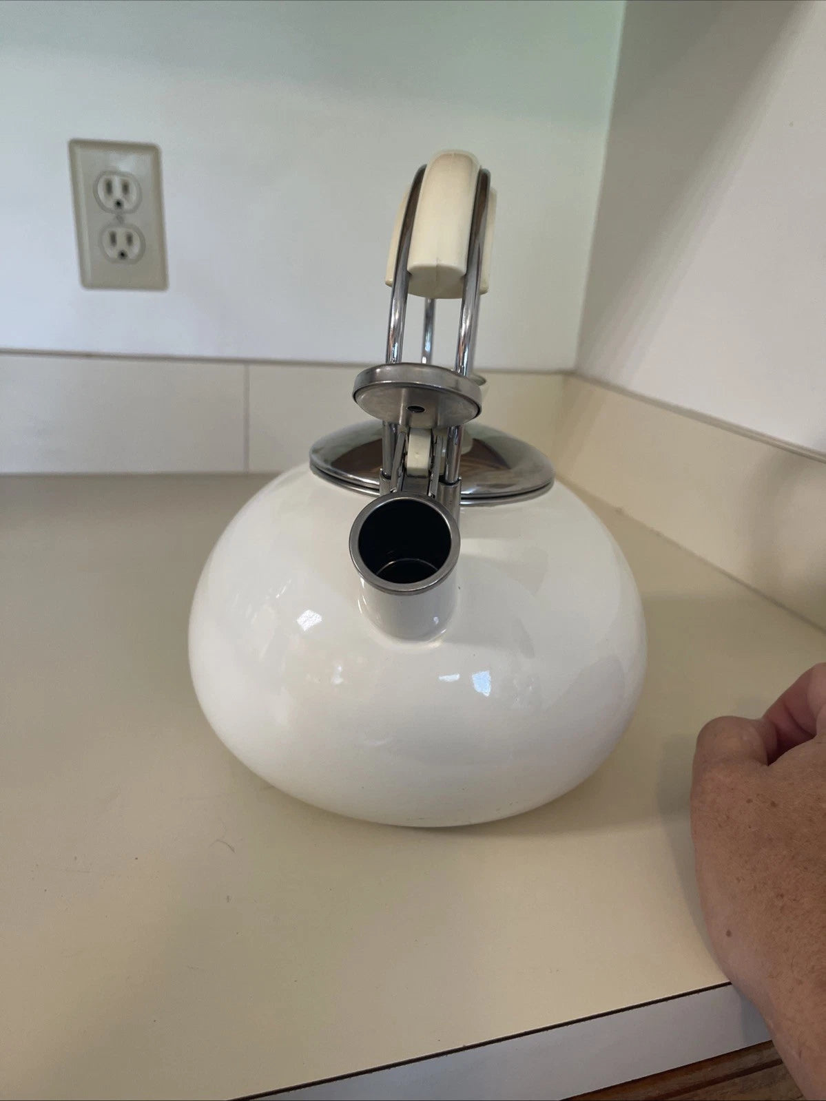 Copco Whistling Teapot Tea Kettle White Enamel Tea Pot Good Condition