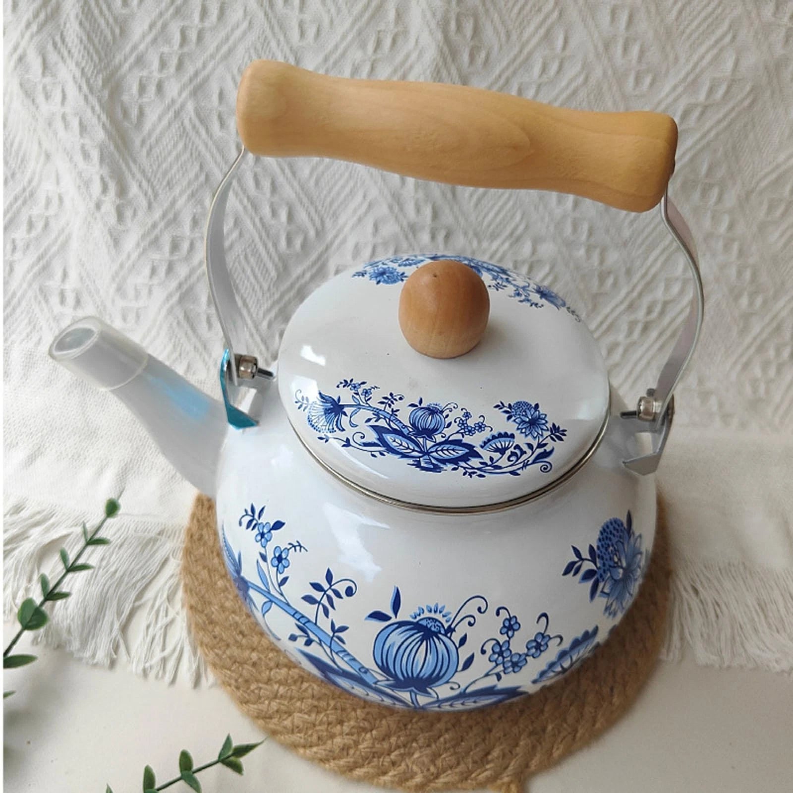 Enamel Tea Kettle Floral Enamel Pot 2.5L Large Capacity Vintage Decorative