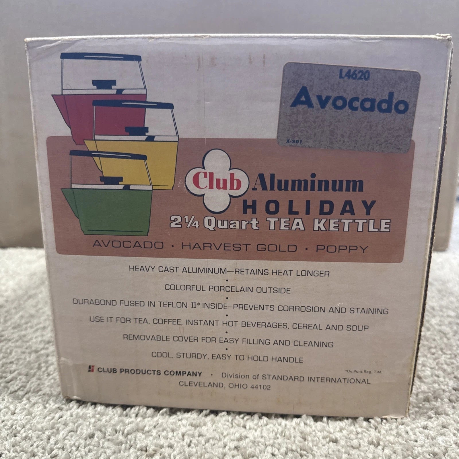 CLUB Aluminum Avocado Green  Tea Kettle Pot Vintage Cookware MCM NOS New In Box