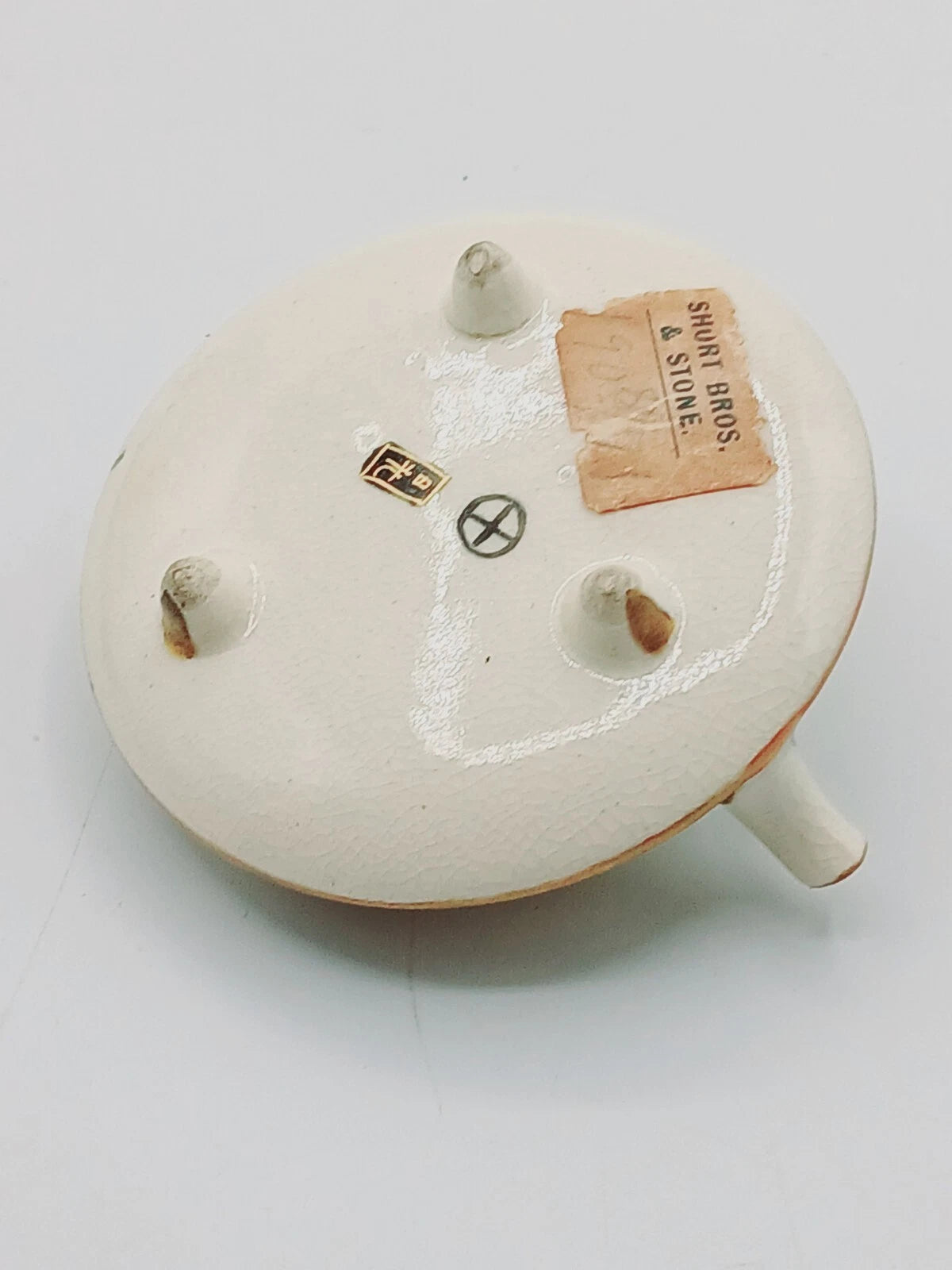 ANTIQUE MINIATURE JAPANESE SATSUMA ENAMEL FIGURAL WINE POT TEAPOT SIGNED