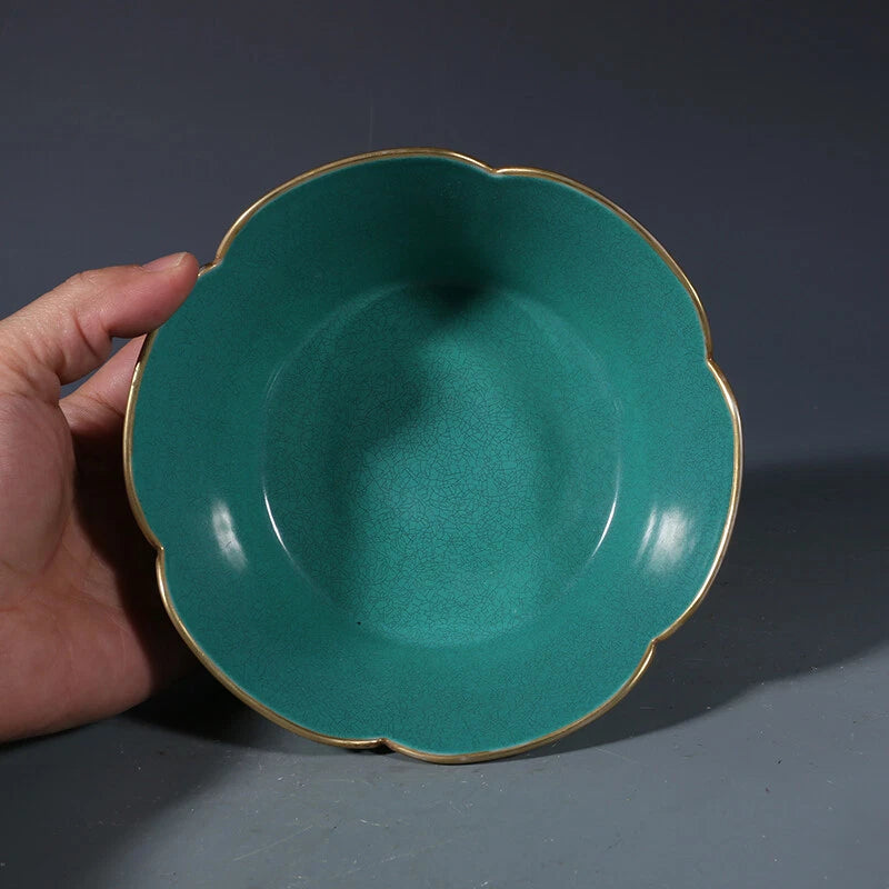 Chinese Pastel Porcelain Hand-Paintde Exquisite Chinese Cabbage Bowl Enamel