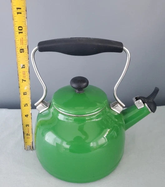 Chantal Tea Kettle Kelly Green Enamel on Steel Whistle Teapot 1.7 qt