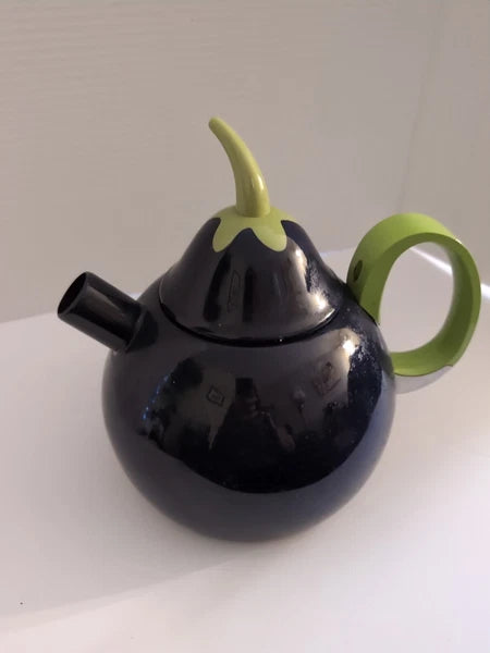 Copco Vintage Eggplant Enamel Tea Pot