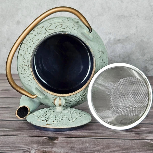 Cast Iron Kettle Enamel Interior Leaf Diffuser Sage Green 4-Cup 32oz Tea Pot