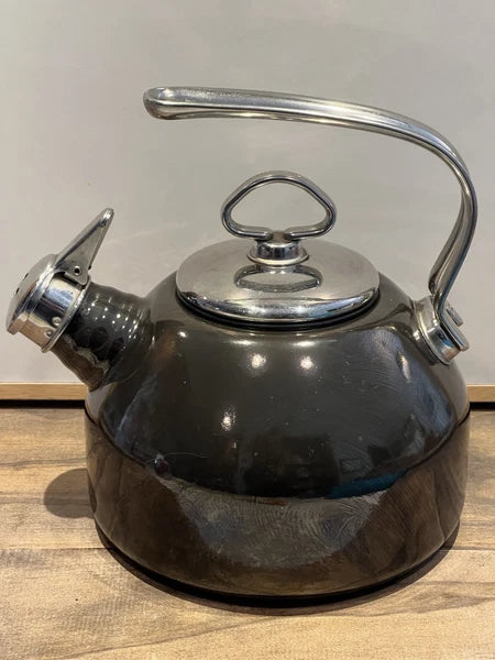 Chantal Classic Enamel On Steel Tea Kettle Black / Dark Gray W Harmonica Whistle
