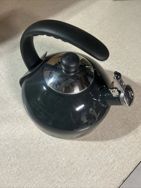 FARBERWARE 2.75 QUART PORCELAIN ENAMEL TEA KETTLE Black