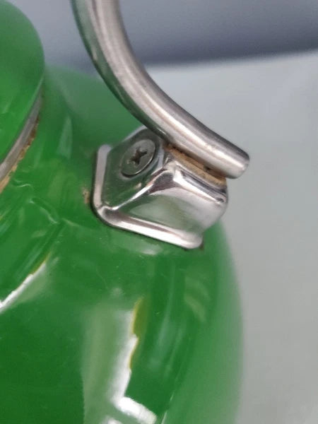 Chantal Tea Kettle Kelly Green Enamel on Steel Whistle Teapot 1.7 qt