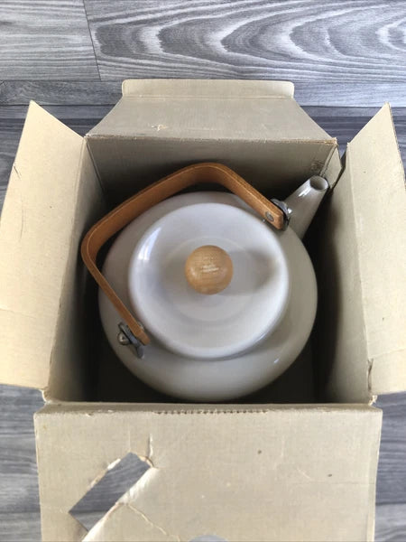 Country Fair Country Flowers Tea Kettle 2 Quart, Porcelain Enamel Vintage Japan