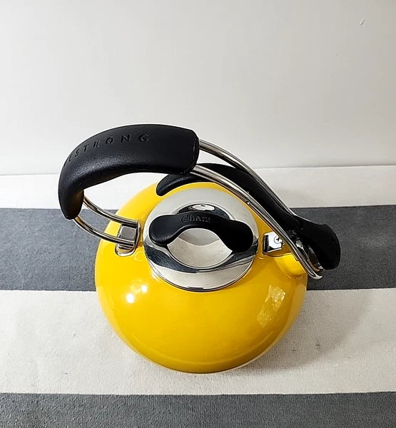 Chantal Yellow Livestrong 1.8 Quart Enamel Loop Whistling Tea Kettle Pot EUC