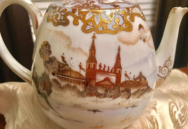 Beautiful Chinese Emperor Palace Landscape Dynasty Scene Porcelain Enamel Teapot