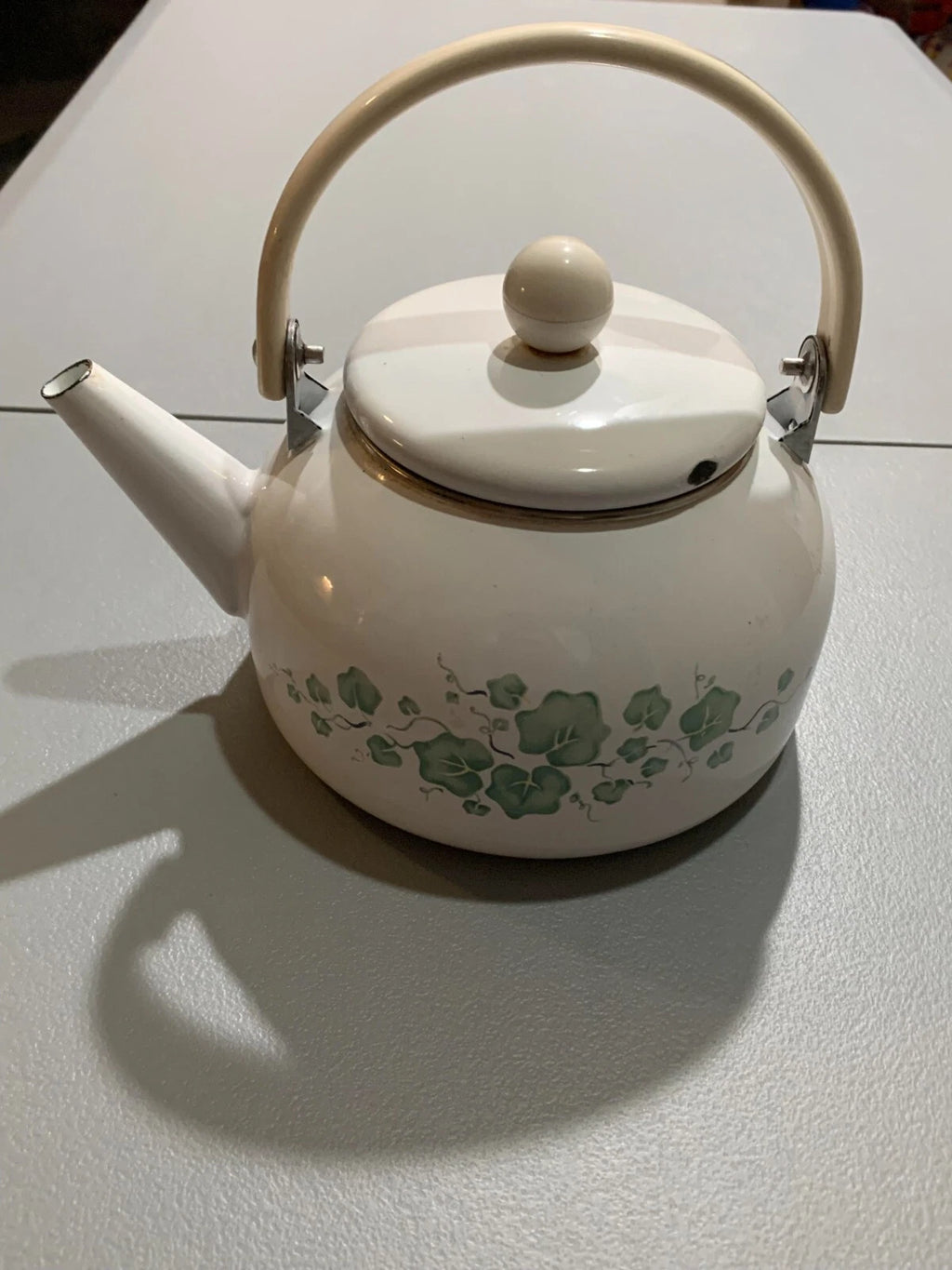 Vintage Callaway Green Ivy Enamel Teapot