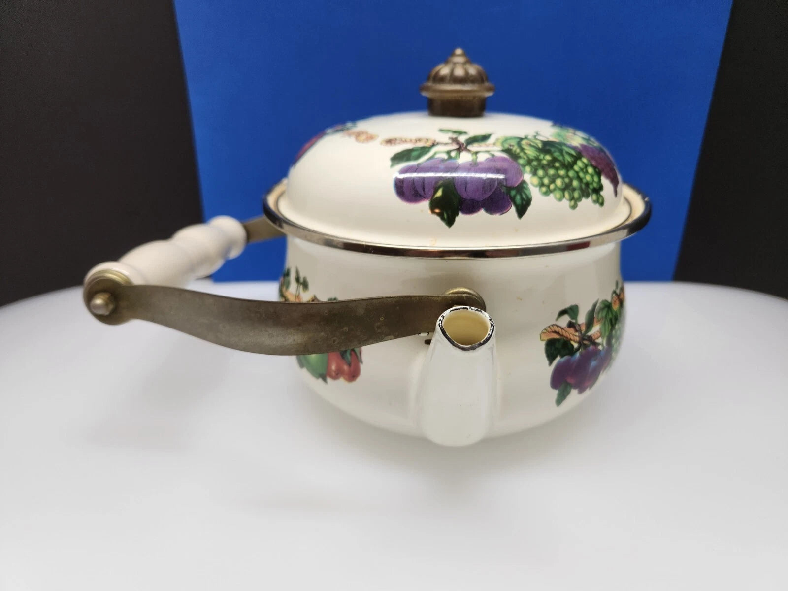 Tabletops Unlimited Vitroceramic Tea Pot With Lid Enamel Fruit Pattern