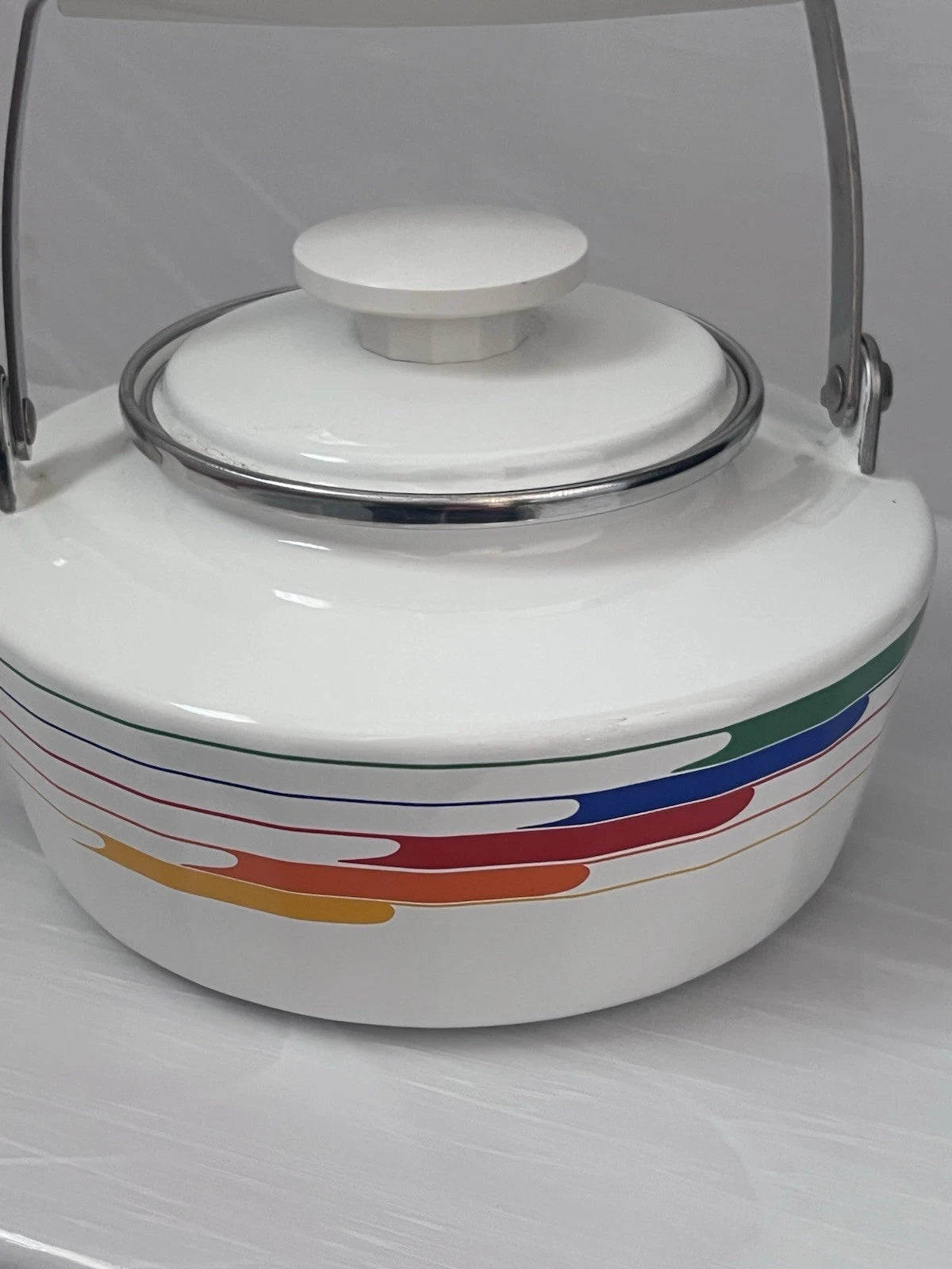 Vintage Studio Nova Hi Fi Enamel Homestead Kettle 542 2QT JAPAN Teapot Atomic