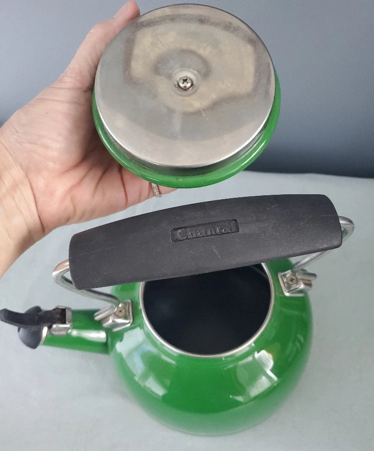 Chantal Tea Kettle Kelly Green Enamel on Steel Whistle Teapot 1.7 qt