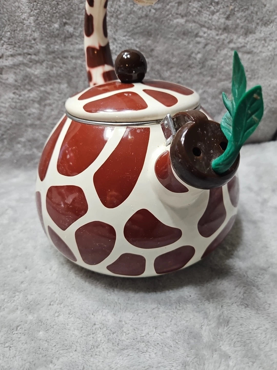 GIRAFFE TEAPOT Supreme Housewares Whistling  Enamel On Steel Tea Kettle