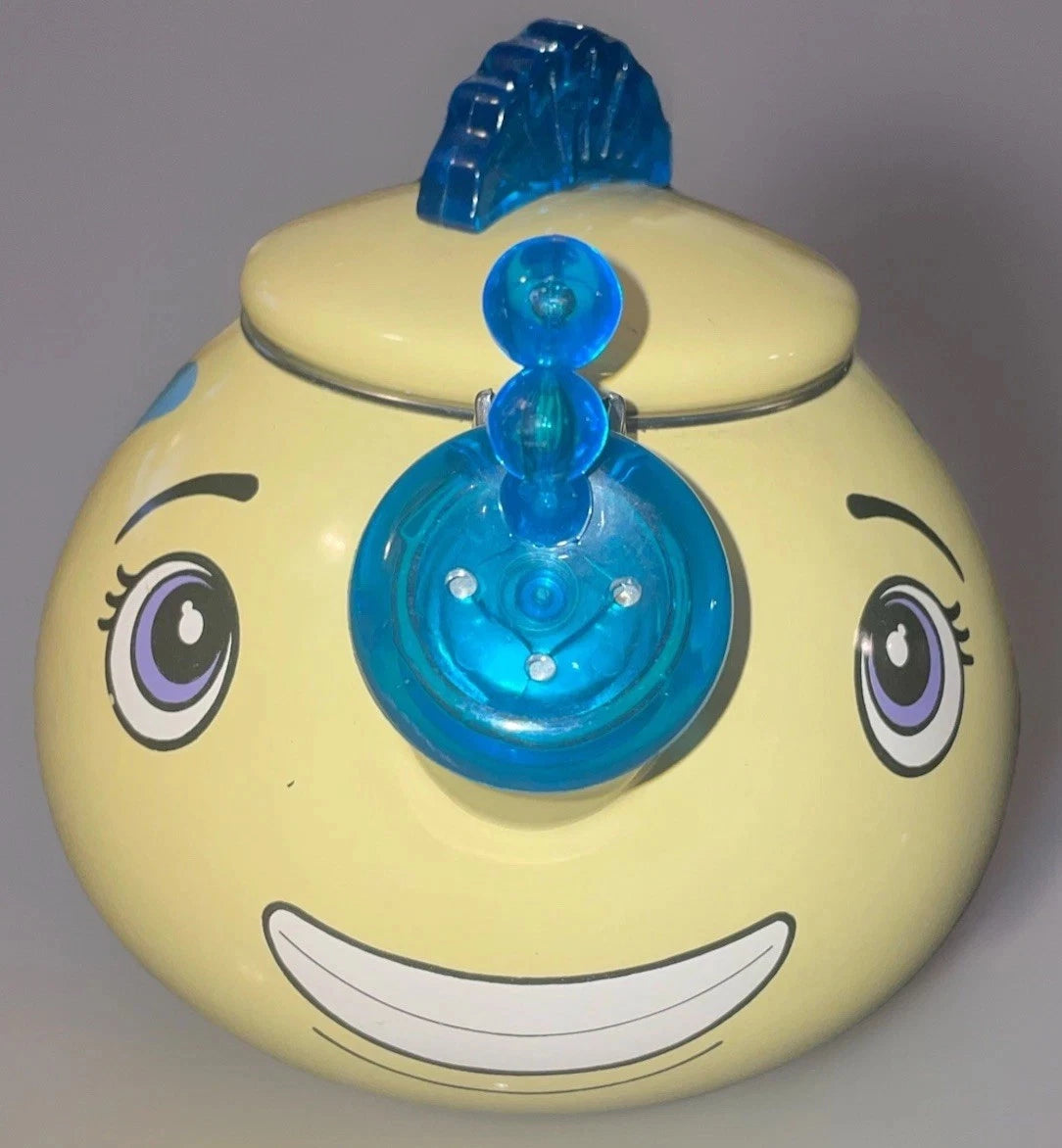 MM Kamenstein Corp. Whistling Tea Kettle Yellow Fish Teapot Enamel Kitschy READ
