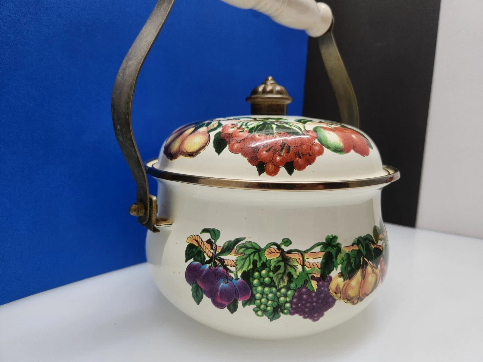 Tabletops Unlimited Vitroceramic Tea Pot With Lid Enamel Fruit Pattern