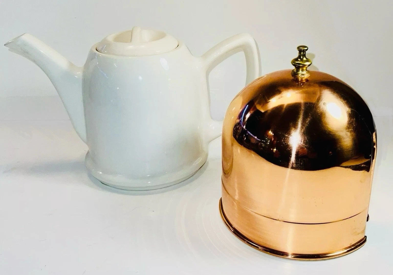 The  Cooks Bazaar  Copper Insulated Covered White Ceramic Tea Pot Kettle