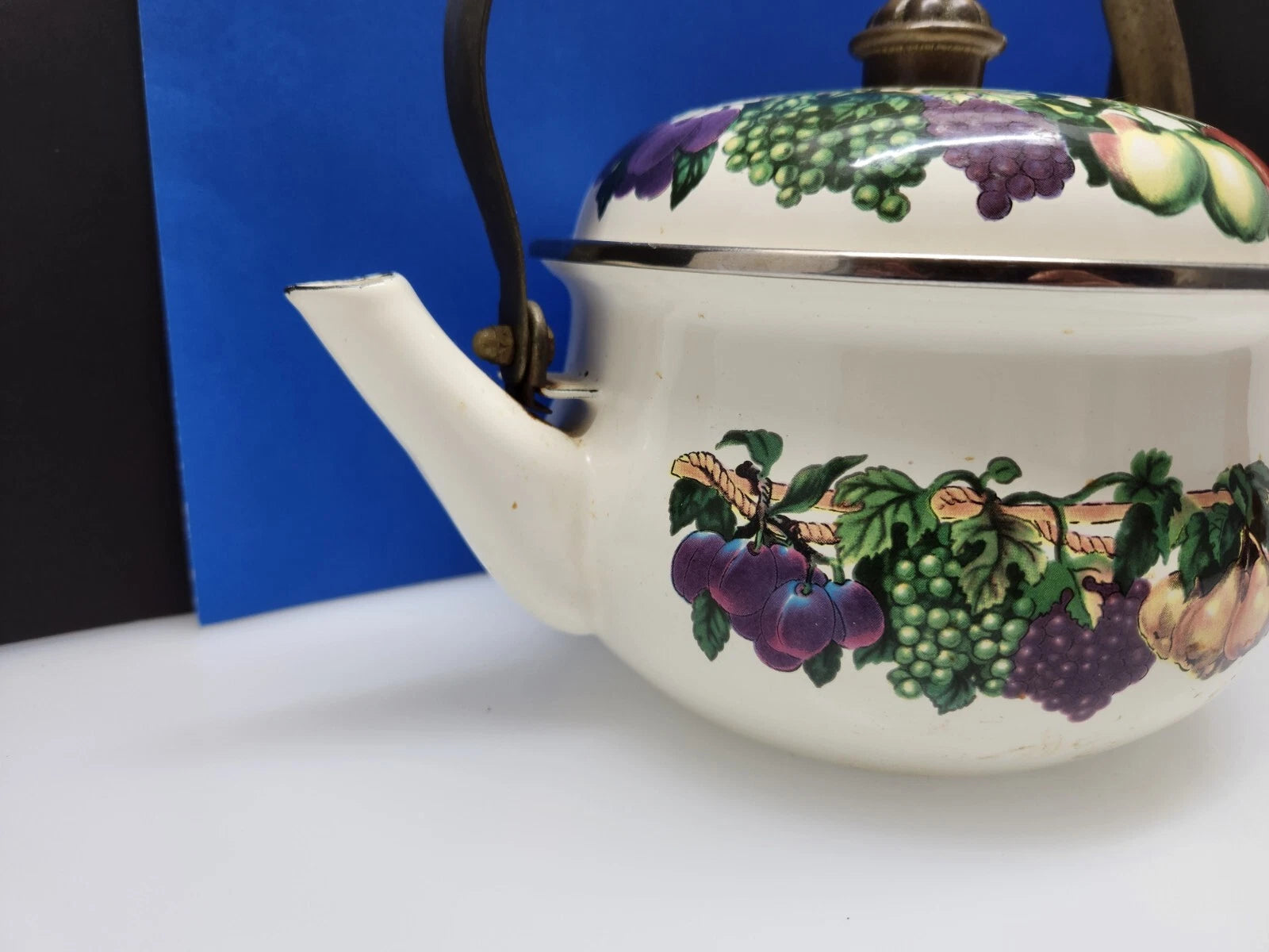 Tabletops Unlimited Vitroceramic Tea Pot With Lid Enamel Fruit Pattern
