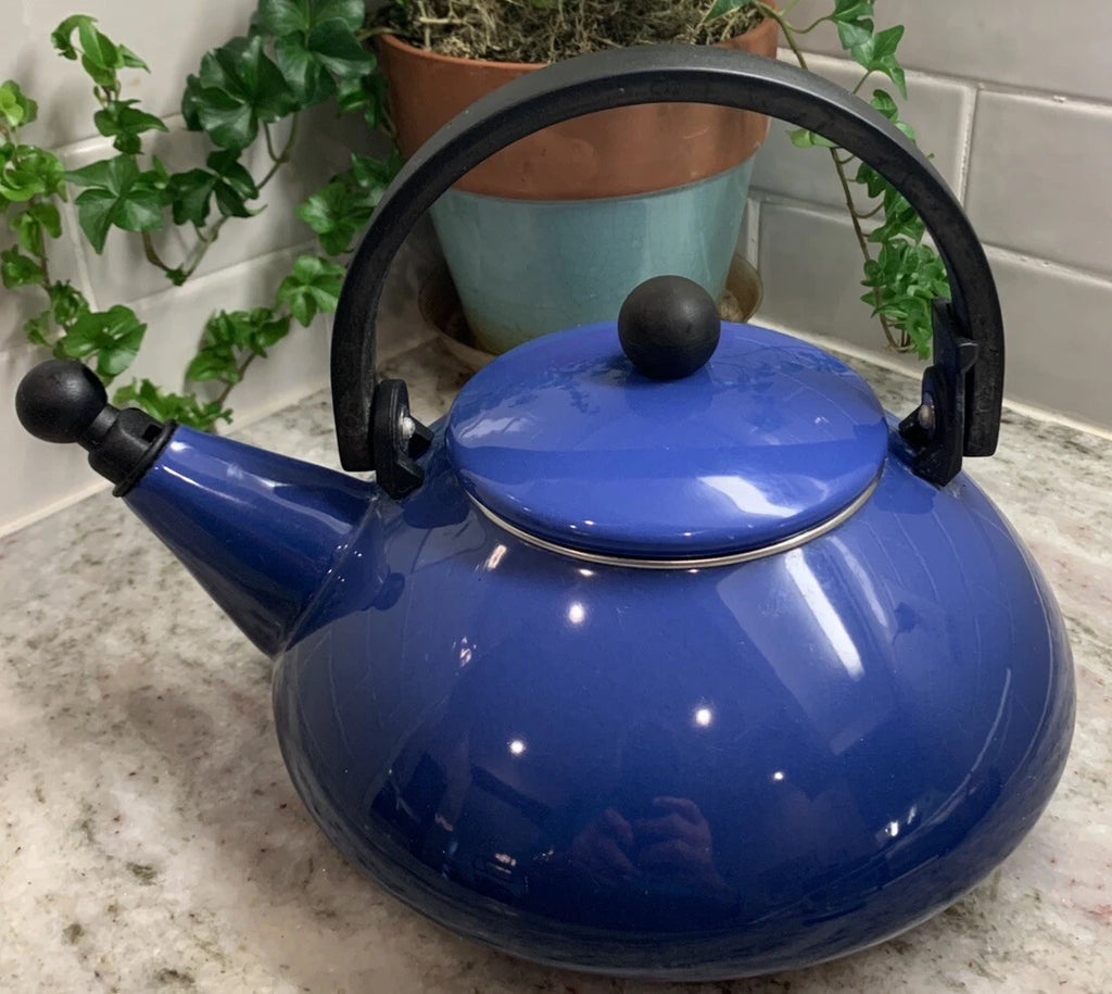 Retro Art Deco La Creuset Teapot 1.6 Qt. Blue  Enamel Kettle Excellent! R28