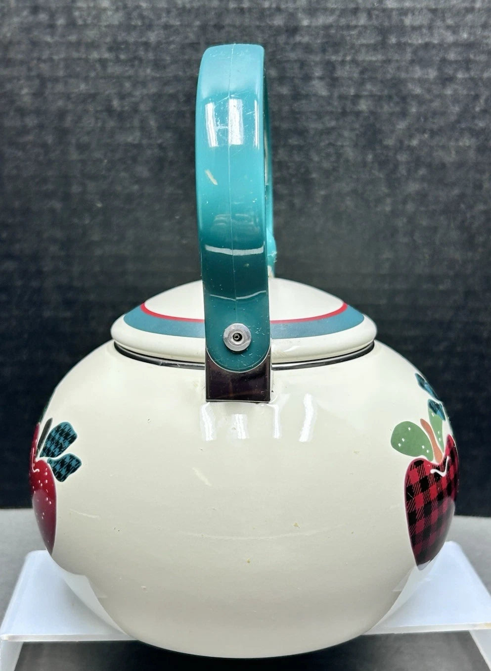 Vintage Apple Themed Enamel Metal Teapot Kettle, Farmhouse, Kitchen, Granny Core