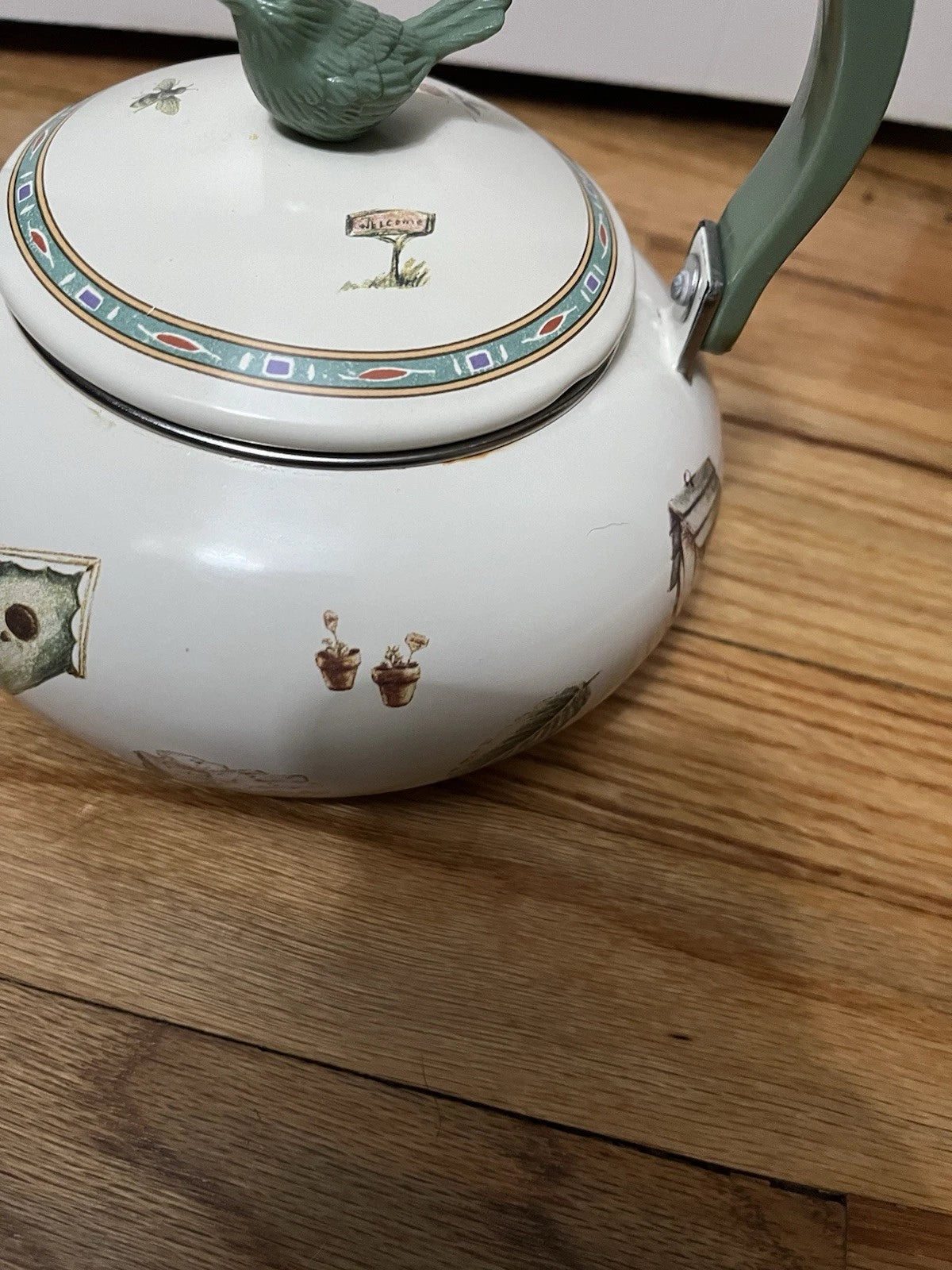 Pfaltzgraff Naturewood Metal Porcelain Enamel Tea Pot Kettle -display only