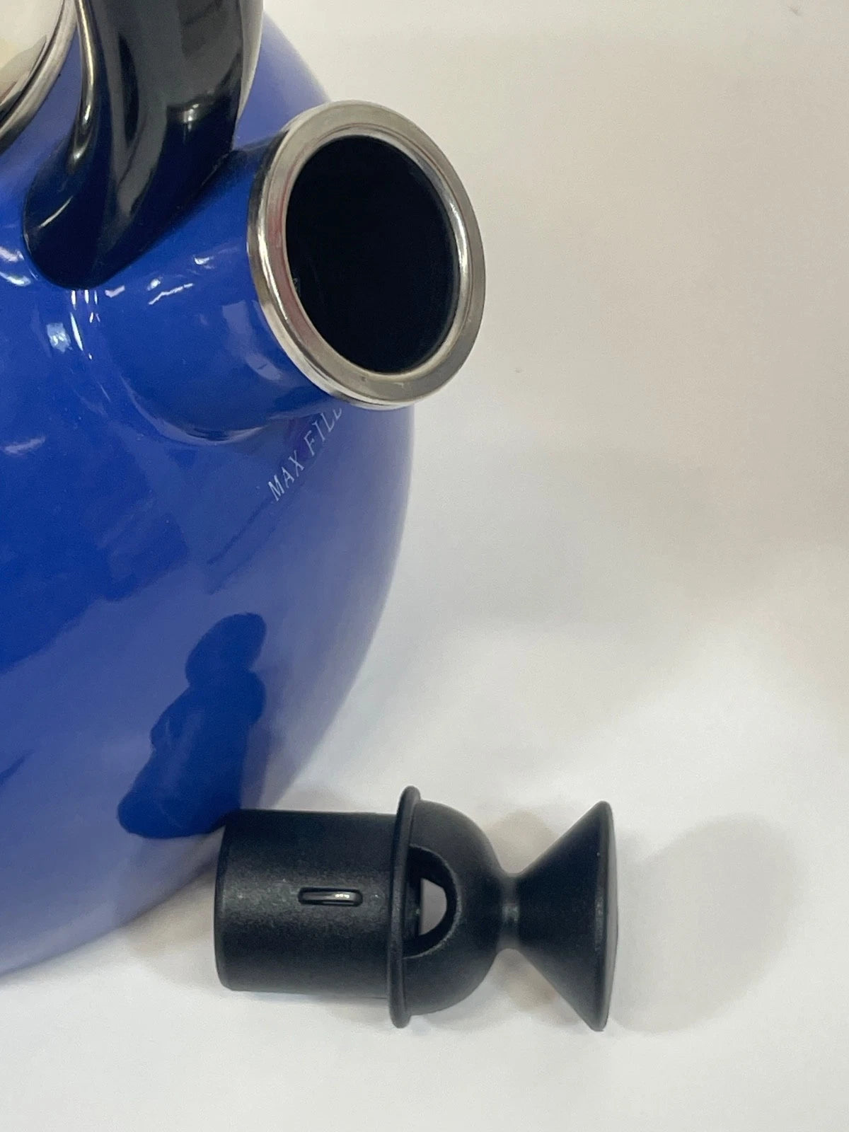 NOS COPCO CAMDEN 2QT BLUE ENAMEL WHISTLING TEA KETTLE POT