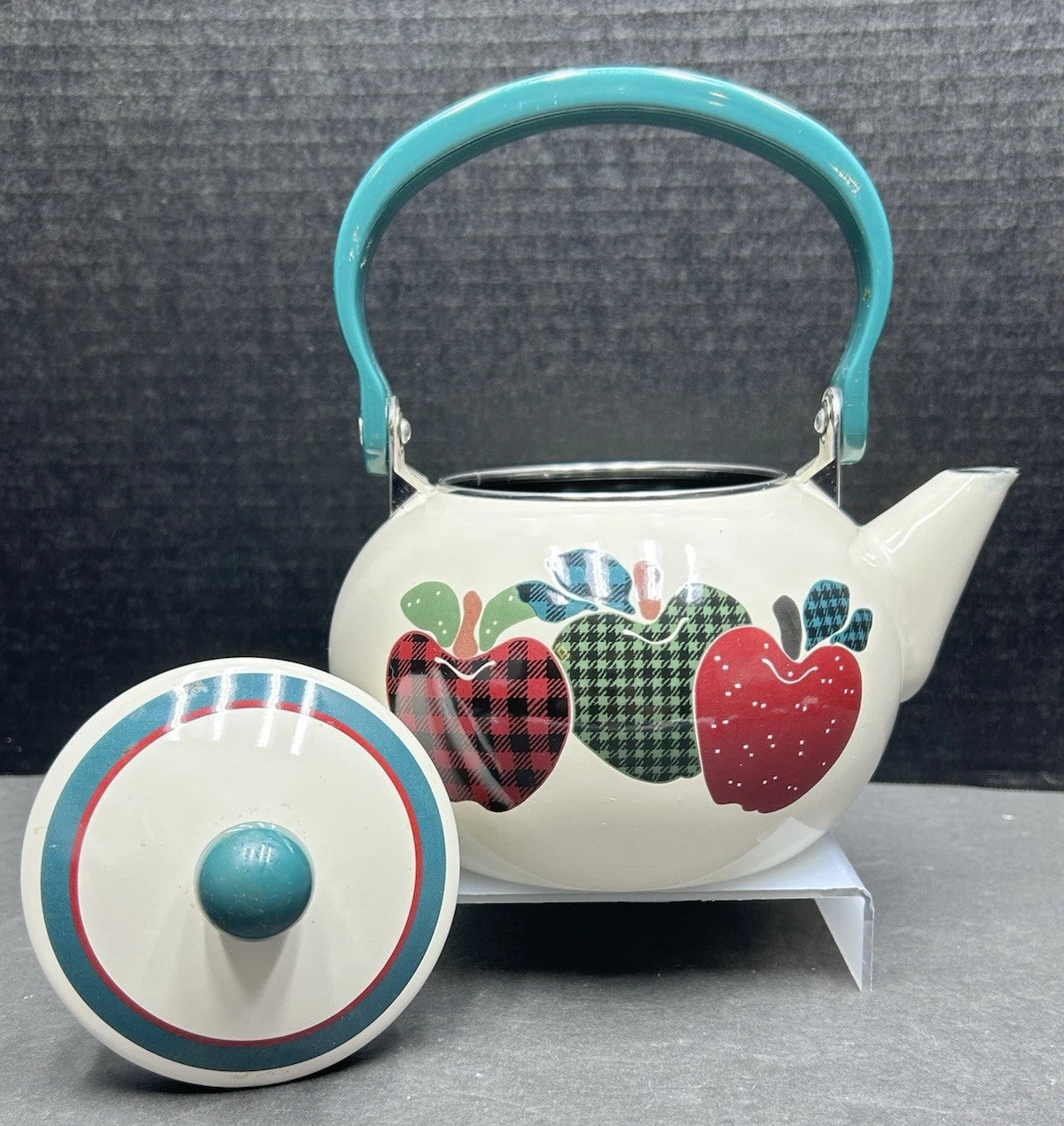 Vintage Apple Themed Enamel Metal Teapot Kettle, Farmhouse, Kitchen, Granny Core