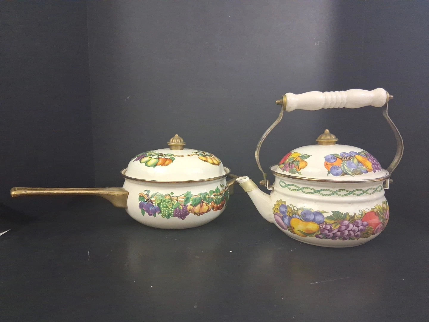 Vtg Lot Enamel Cookware Pots Tabletops Unlimited Cornucopia Teapot Brass Handles