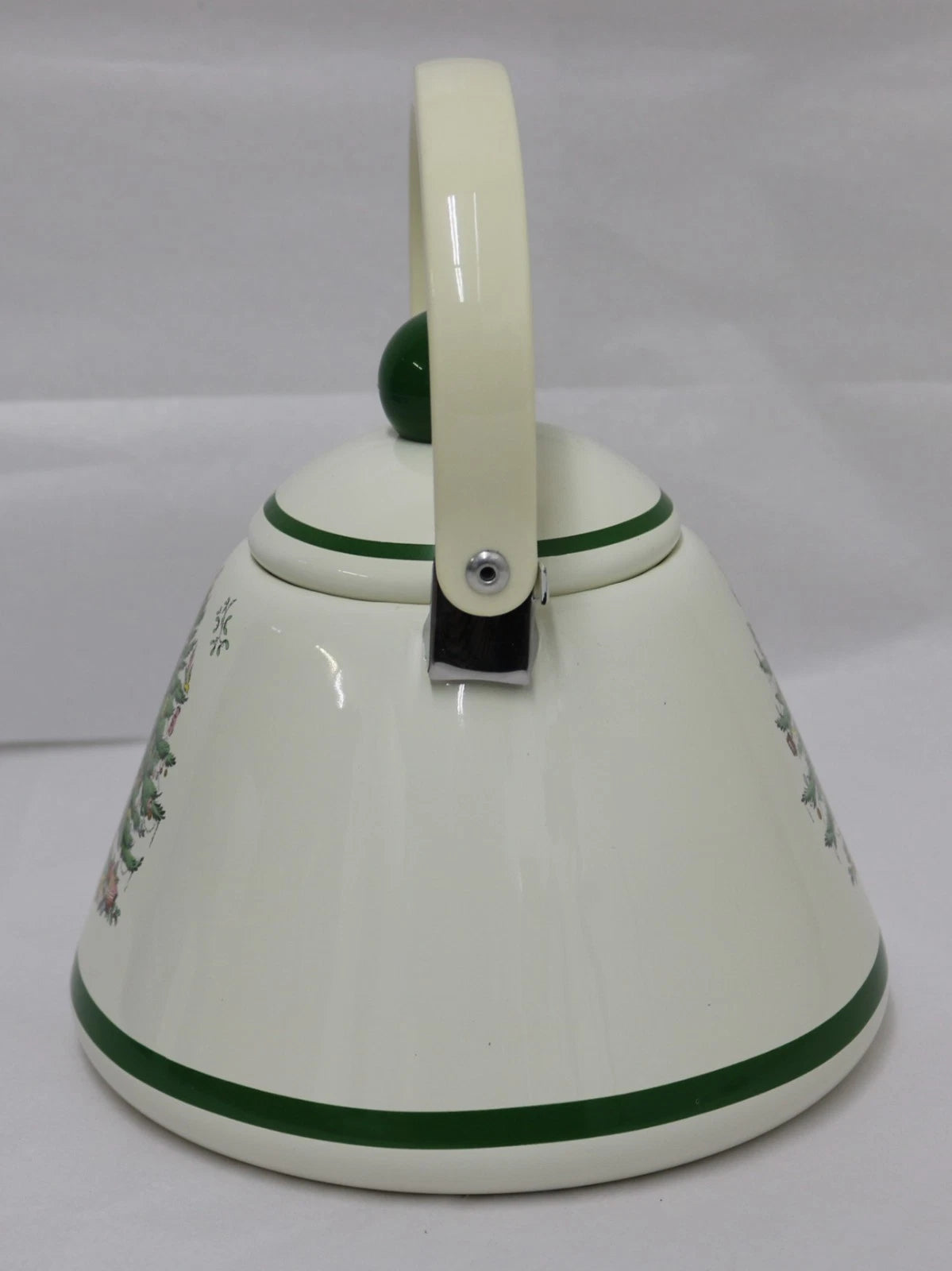 Spode Christmas Tree 2.2 Quart Whistling Tea Kettle - Porcelain Enamel on Steel