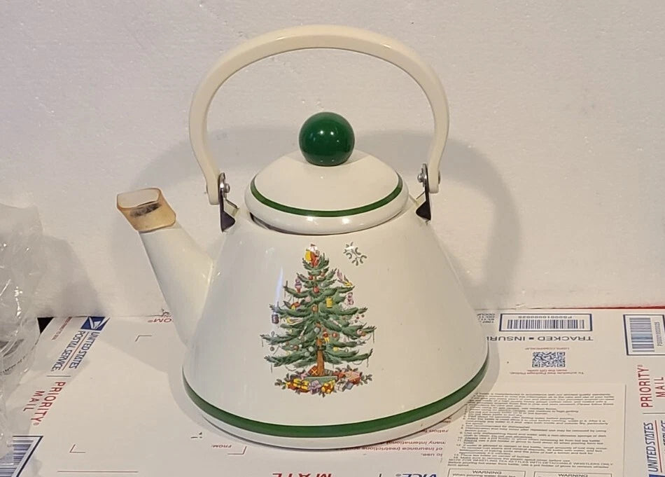 Spode Christmas Tree 2.5 QT Tea Kettle Teapot Porcelain Enamel on Steel
