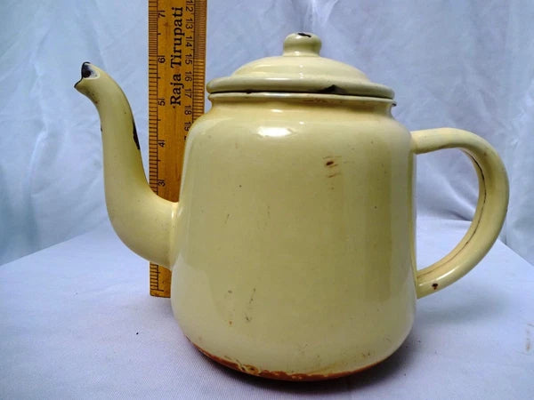 VINTAGE TEA POT ENAMELWARE COLLECTIBLES KITCHENWARE WITH LID MADE CHINA COOKWARE