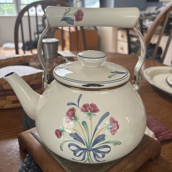 VINTAGE LENOX POPPIES ON BLUE METAL ENAMEL TEA POT KETTLE 8 CUP