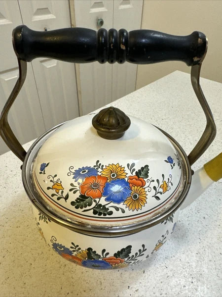 Gailstyn-Sutton Tea Pot Kettle Enamel Jardine Collection MCM Floral 1981 Japan
