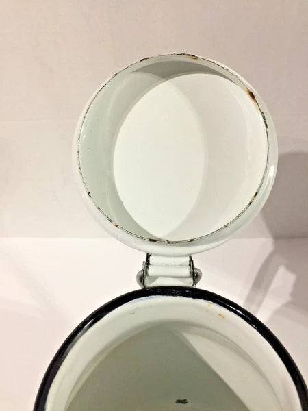 Vintage White Enamelware Coffee/Tea Pot Kitchen,Cottage,Farmhouse Camping Décor!