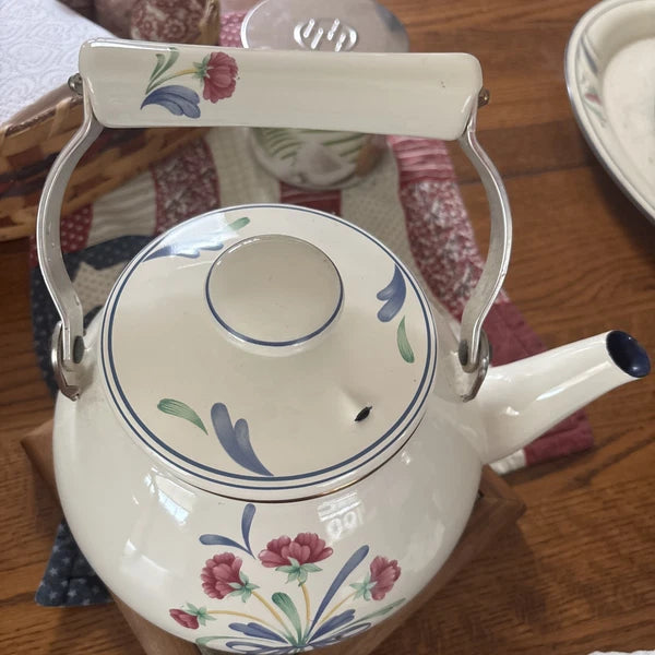 VINTAGE LENOX POPPIES ON BLUE METAL ENAMEL TEA POT KETTLE 8 CUP