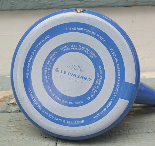 Le Creuset Kone Kettle Tea Pot Whistling 1.6L 1.7 Qt Blue Enamel Vintage Kitchen
