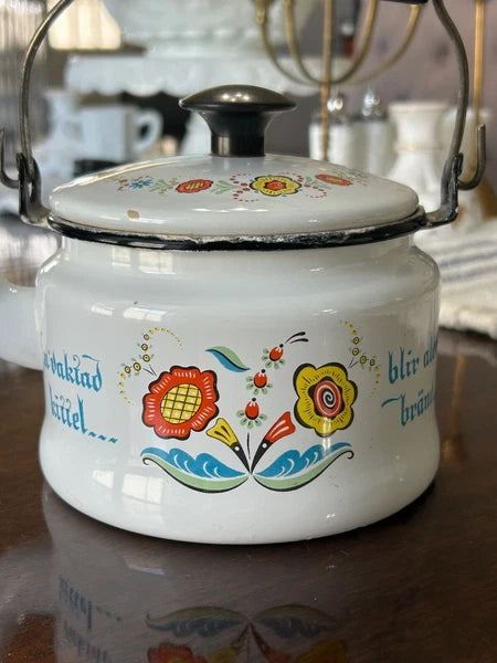 Vintage Berggren Enamelware Teapot Tea Kettle Pennsylvania Dutch Folk Art Decor