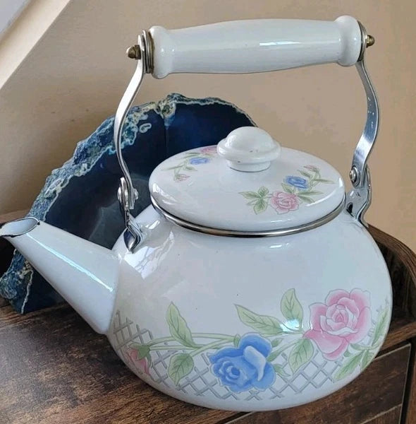 Kitchen Concepts Designed By Sal Tera Himark Enamel Tea Pot