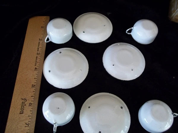 Vintage Big Doll Enamel Ware Picnic Set  Teapot Sugar Creamer 4 cups Saucers