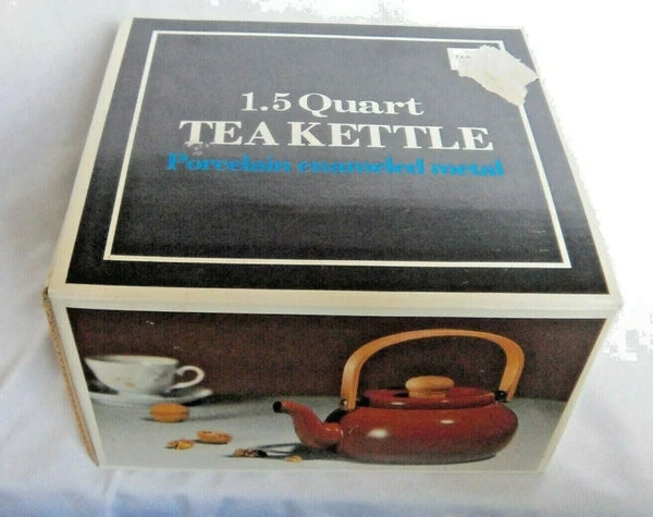 RARE FIND -  VINTAGE 1.5 QUART PORCELAIN ENAMELED METAL TEA KETTLE NEW IN BOX