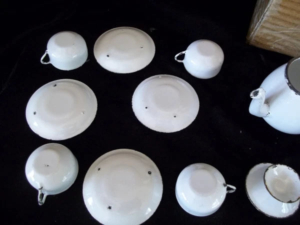 Vintage Big Doll Enamel Ware Picnic Set  Teapot Sugar Creamer 4 cups Saucers