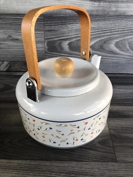 Country Fair Country Flowers Tea Kettle 2 Quart, Porcelain Enamel Vintage Japan