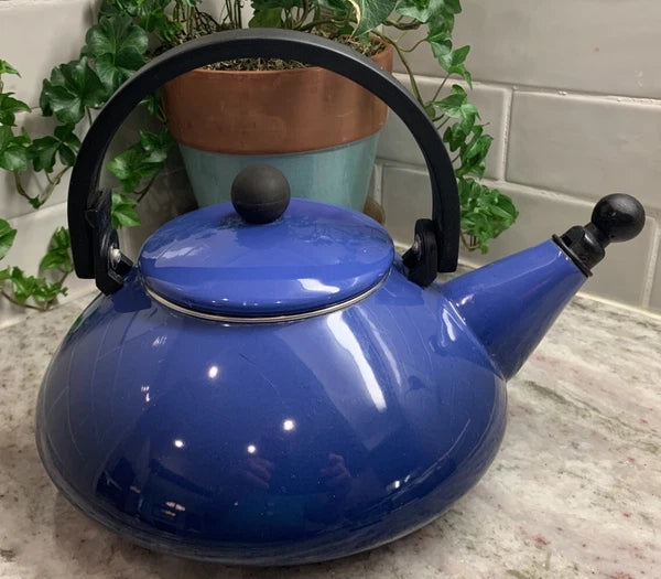 Retro Art Deco La Creuset Teapot 1.6 Qt. Blue  Enamel Kettle Excellent! R28