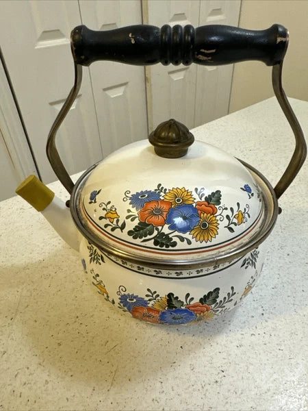 Gailstyn-Sutton Tea Pot Kettle Enamel Jardine Collection MCM Floral 1981 Japan