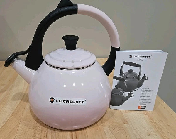 Lecreuset Oolong Whistling Tea Kettle 1.6 Qt Enamel on Steel Shell Pink NIB